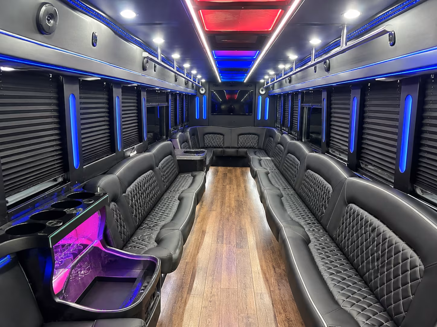 the bus type and amenities